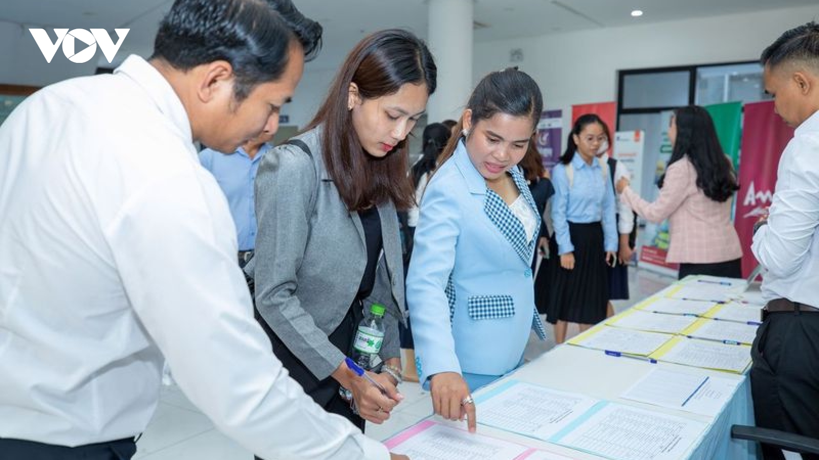 Campuchia tăng cường giáo dục và phổ biến kiến thức về sản phẩm tài chính