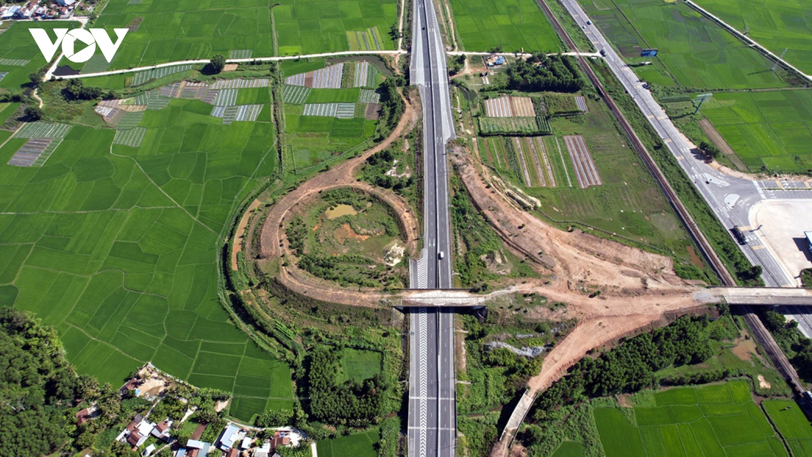 Nút giao cao tốc Đà Nẵng - Quảng Ngãi nhiều năm bị lãng quên