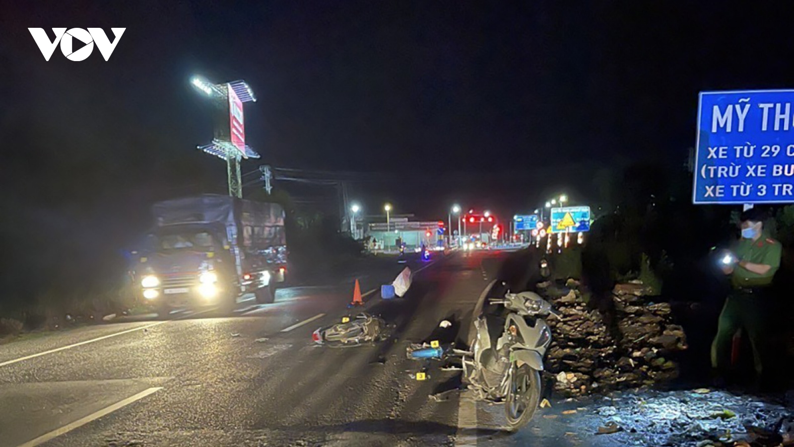 Làm rõ một vụ tai nạn giao thông làm nhiều người thương vong ở Tiền Giang