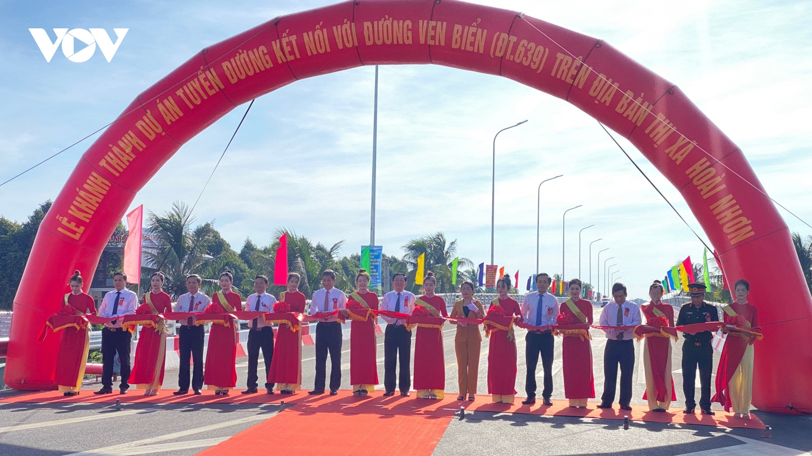 Bình Định khánh thành đường kết nối ven biển với cao tốc Bắc - Nam