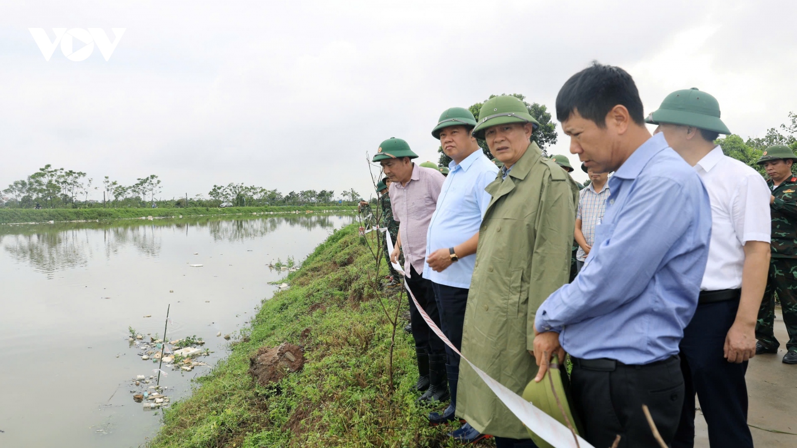 Duy trì ứng trực 24/24 trên các tuyến đê tại huyện Thường Tín