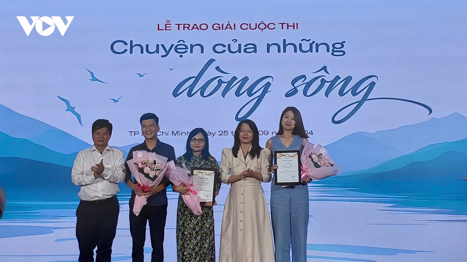 Trao giải cuộc thi "Chuyện của những dòng sông"