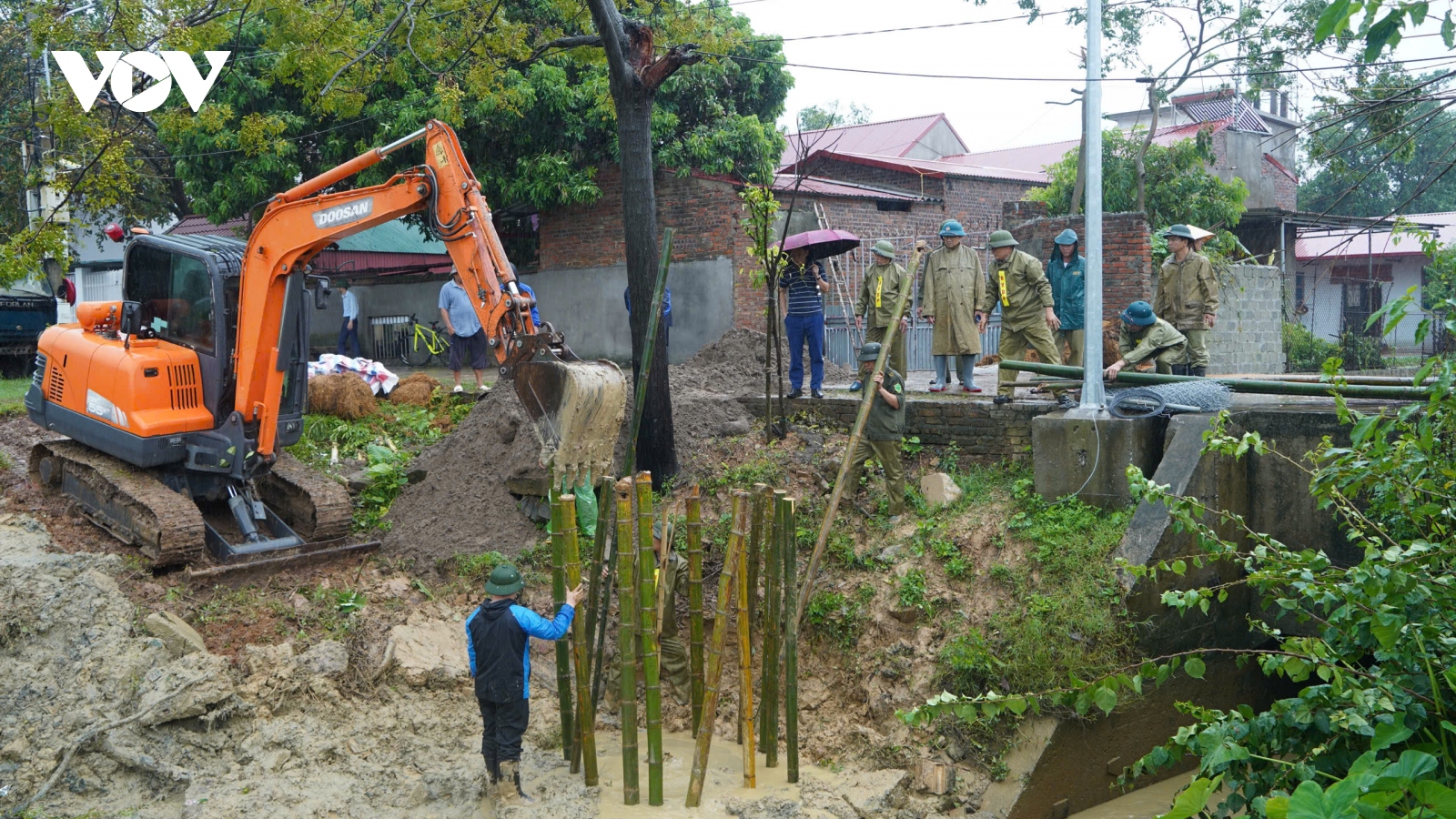 Bắc Ninh khẩn trương xử lý hiện tượng nứt mạch sủi ở Quế Võ