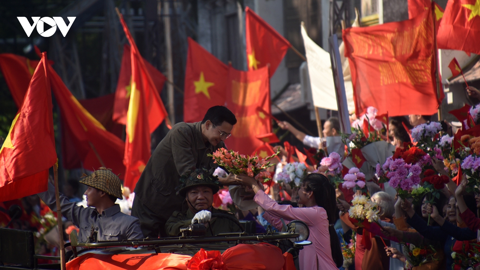 Xúc động, tự hào với màn tái hiện Hà Nội của 70 năm về trước