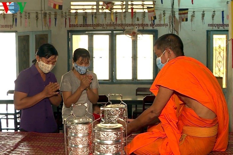 Đồng bào Khmer Nam bộ đón tết Chôl Chnăm Thmây với tinh thần chống dịch