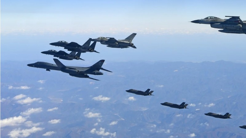 Hàn-Mỹ tập trận chung trên không