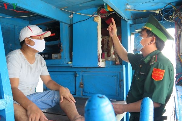 Một nửa số tàu cá ở Quảng Ngãi chưa lắp đặt giám sát hành trình