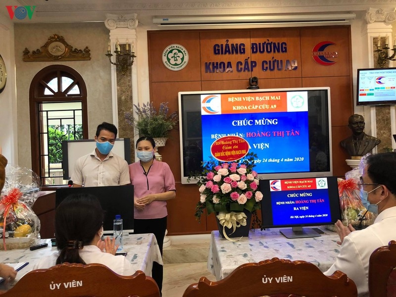 Sản phụ ngừng tim cấp cứu ở Bệnh viện Bạch Mai được xuất viện