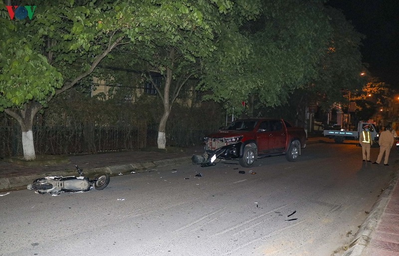 Say rượu, lái xe bán tải gây tai nạn liên hoàn đâm chết người tại Điện Biên