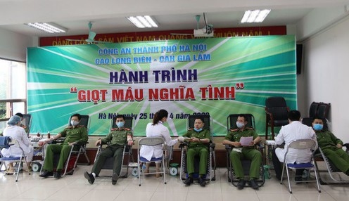 Cán bộ, chiến sỹ Công an Hà Nội hiến tặng hơn 6.000 đơn vị máu