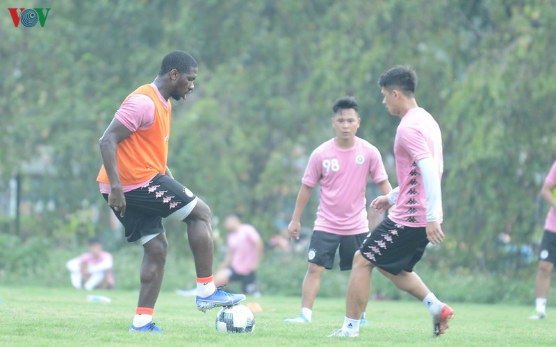 Hà Nội FC đón “sát thủ” trở lại ở trận đấu với HAGL