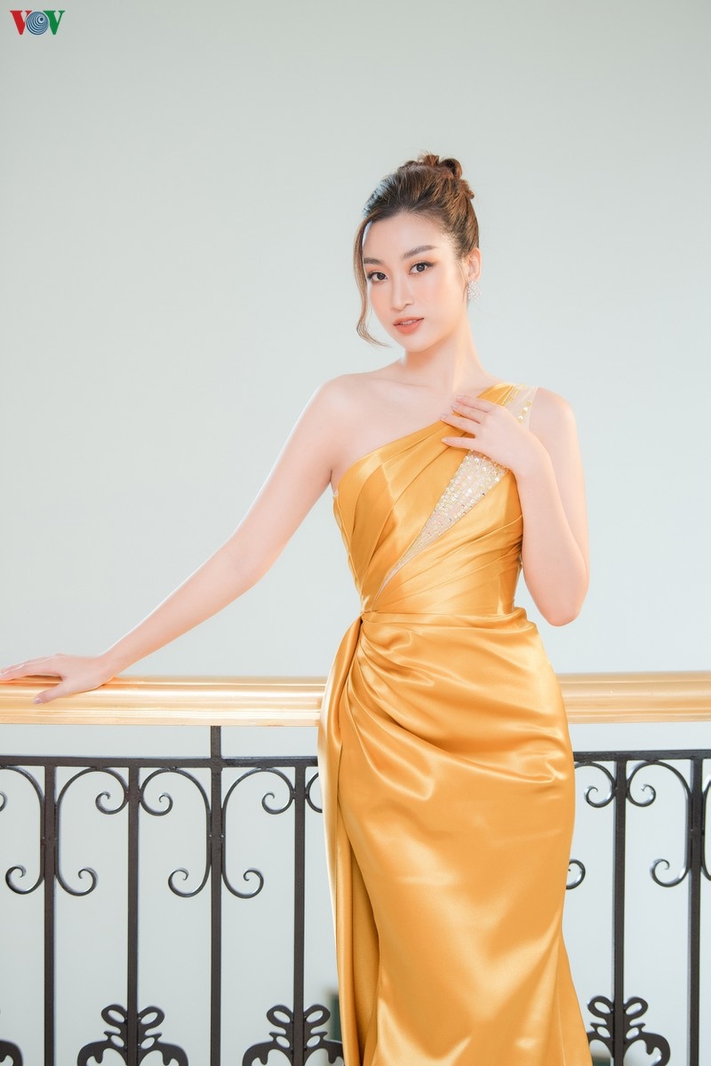 Hoa hậu Đỗ Mỹ Linh: “Tôi chưa tính chuyện lập gia đình”