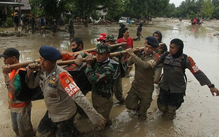 Lũ quét Indonesia: Số người chết tăng thêm, gần 70 người vẫn mất tích