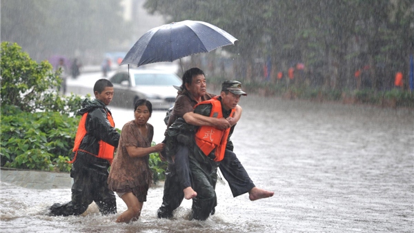Chuyên gia Trung Quốc giải mã mưa lũ nghiêm trọng ở nước này