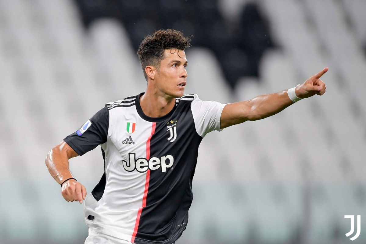 Cristiano Ronaldo lập cú đúp đá phạt đền, Juventus hòa “hú vía” trước Atalanta