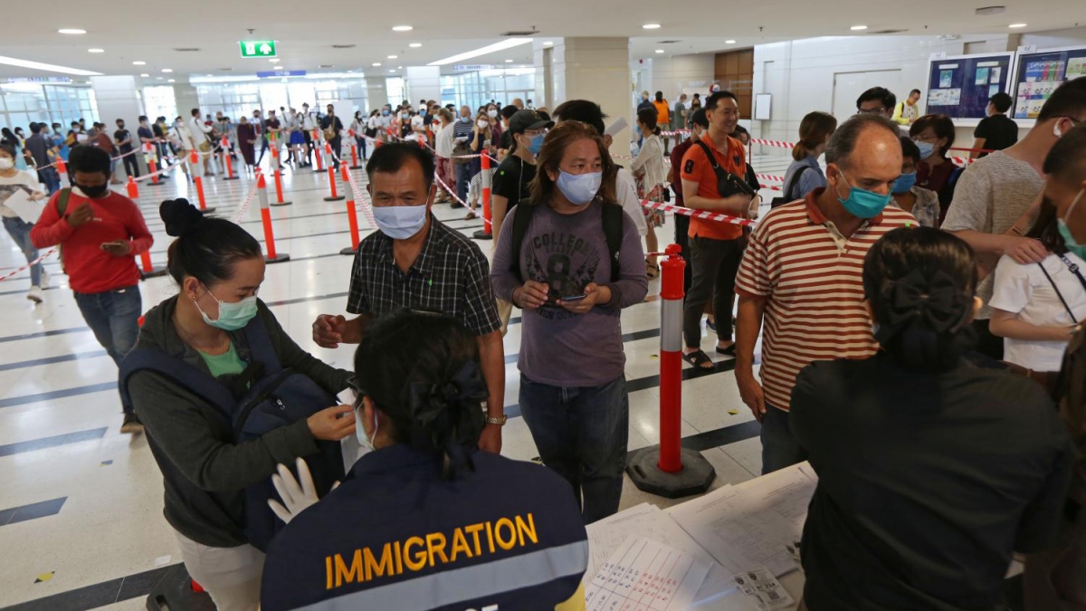 Người nước ngoài có thể phải rời Thái Lan từ 1/8 nếu hết hạn lưu trú