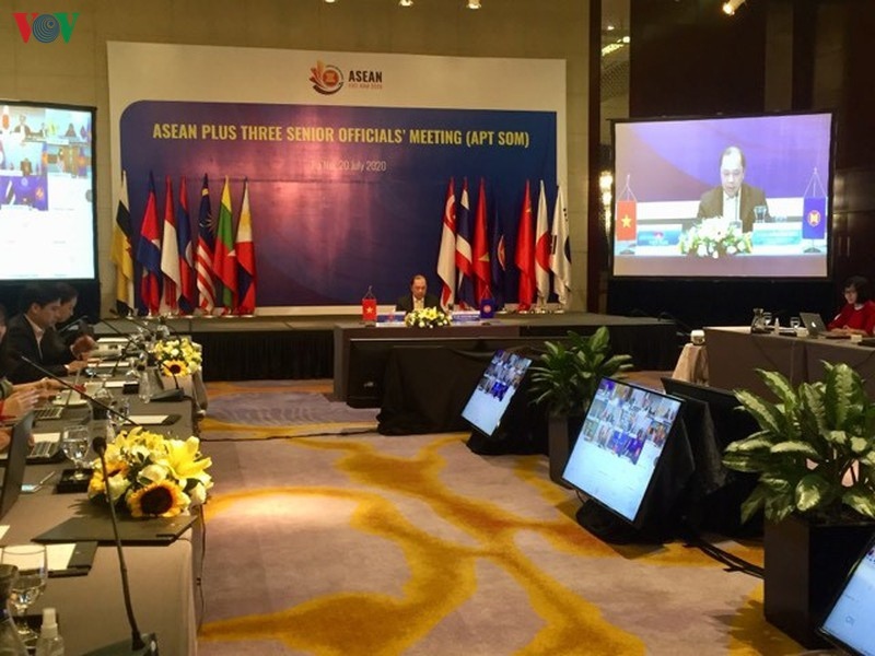 Hội nghị trực tuyến các Quan chức cao cấp ASEAN+3: Nâng cao năng lực đối phó Covid-19