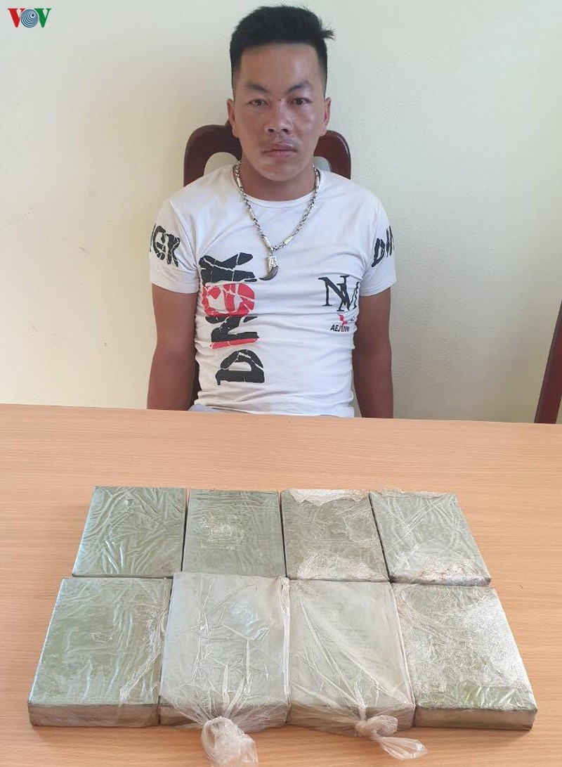 Điện Biên: Bắt giữ một đối tượng mua bán trái phép 8 bánh heroin