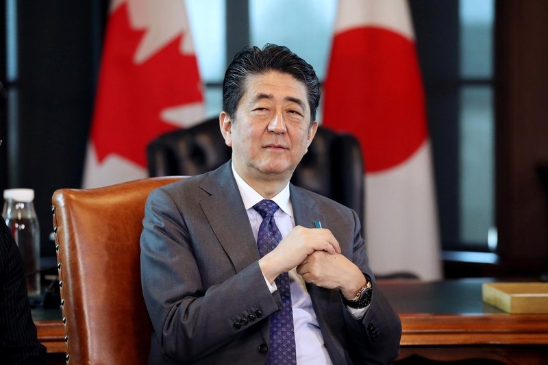 Thủ tướng Nhật Bản tổ chức họp báo giữa tin đồn gặp vấn đề về sức khỏe