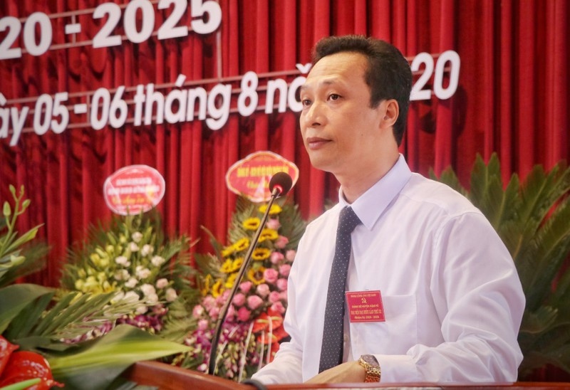 Ông Lê Khánh Hoà tiếp tục được bầu giữ chức Bí thư Huyện ủy Nậm Pồ