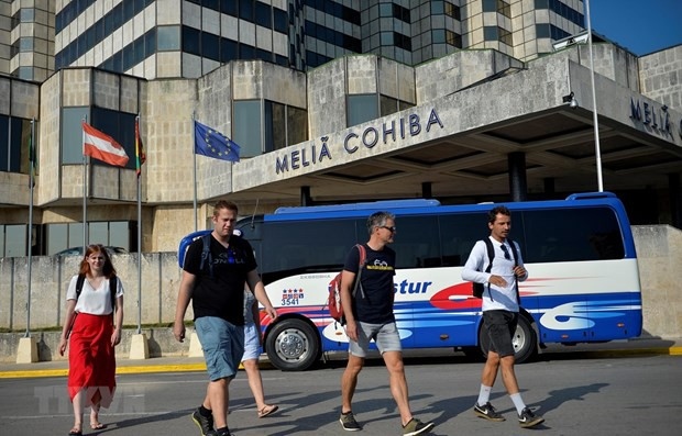 Mỹ đình chỉ dịch vụ bay thuê chuyến tư nhân tới các sân bay ở Cuba