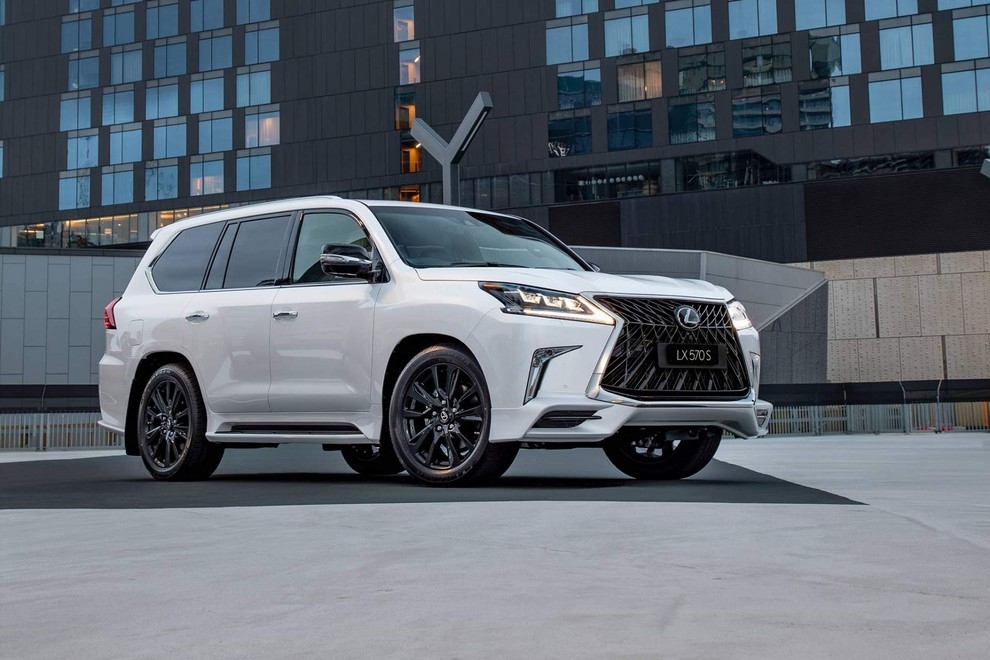 Khám phá những tính năng mới trên Lexus LX 570 2021