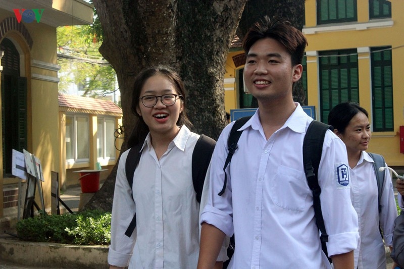 Những trường THCS nào ở Hà Nội có tỷ lệ học sinh đỗ THPT chuyên cao nhất?