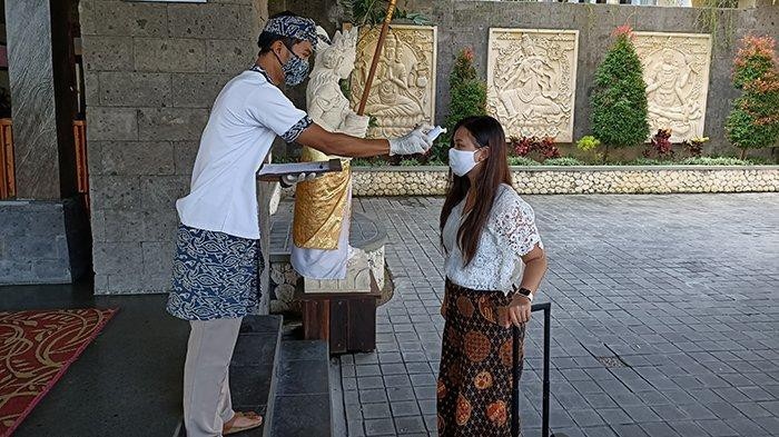 Indonesia không mở cửa cho khách nước ngoài tới khi có vaccine Covid-19