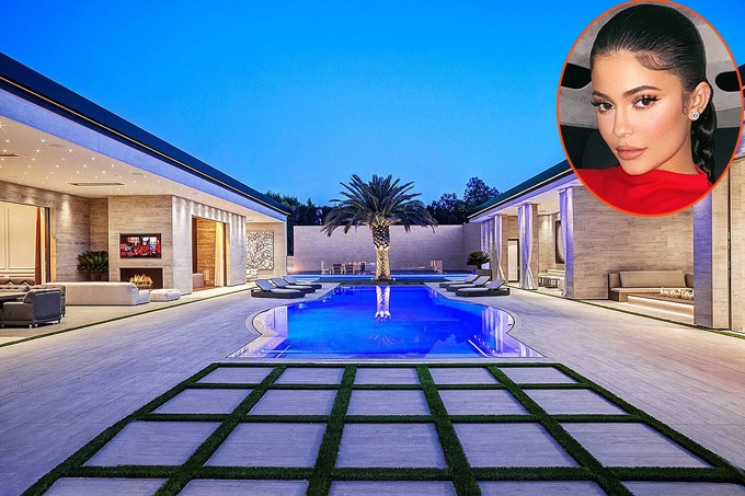 Choáng ngợp với căn biệt thự xa hoa 36,5 triệu USD của Kylie Jenner