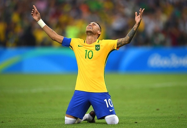 Ngày này năm xưa: Neymar làm nên lịch sử cho bóng đá Brazil