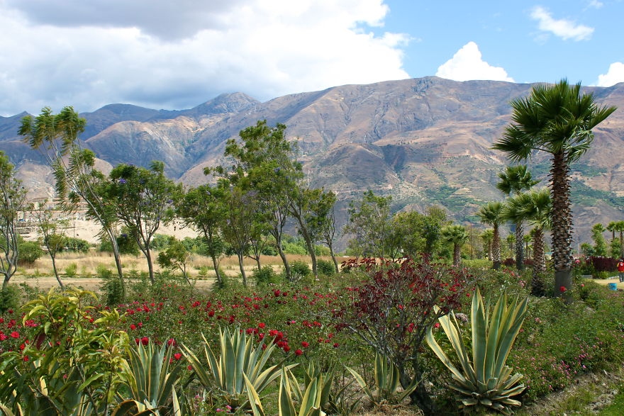 Vẻ đẹp kỳ bí và buồn thảm của Yungay - thị trấn bị chôn vùi ở Peru