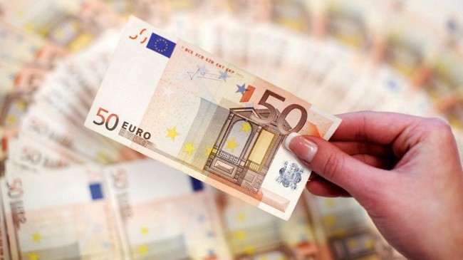 Pháp tung gói khôi phục kinh tế 15 tỷ euro, đặt mục tiêu 10 năm
