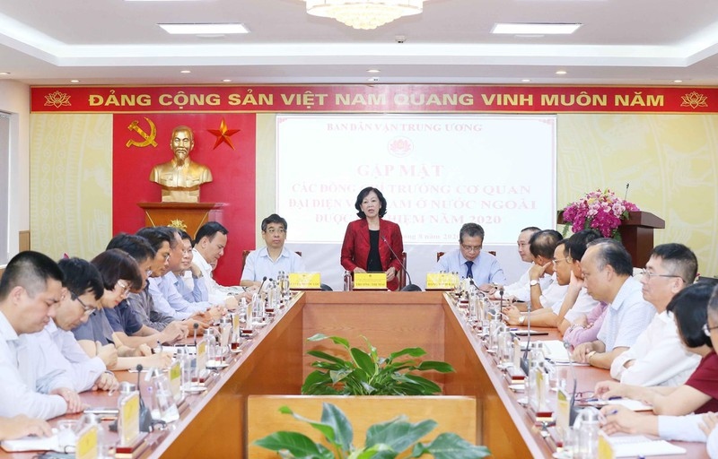 Trưởng Ban Dân vận TƯ tiếp các Trưởng cơ quan đại diện Việt Nam ở nước ngoài