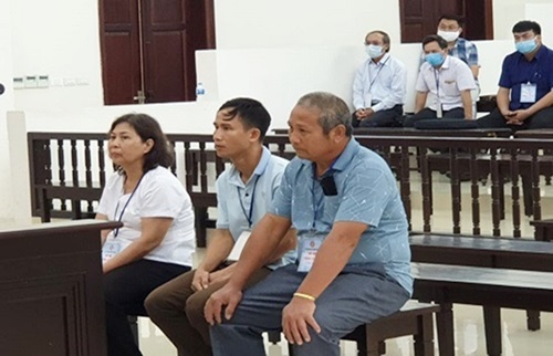 3 cựu cán bộ huyện Ba Vì lĩnh án tù vì cấp sai sổ đỏ