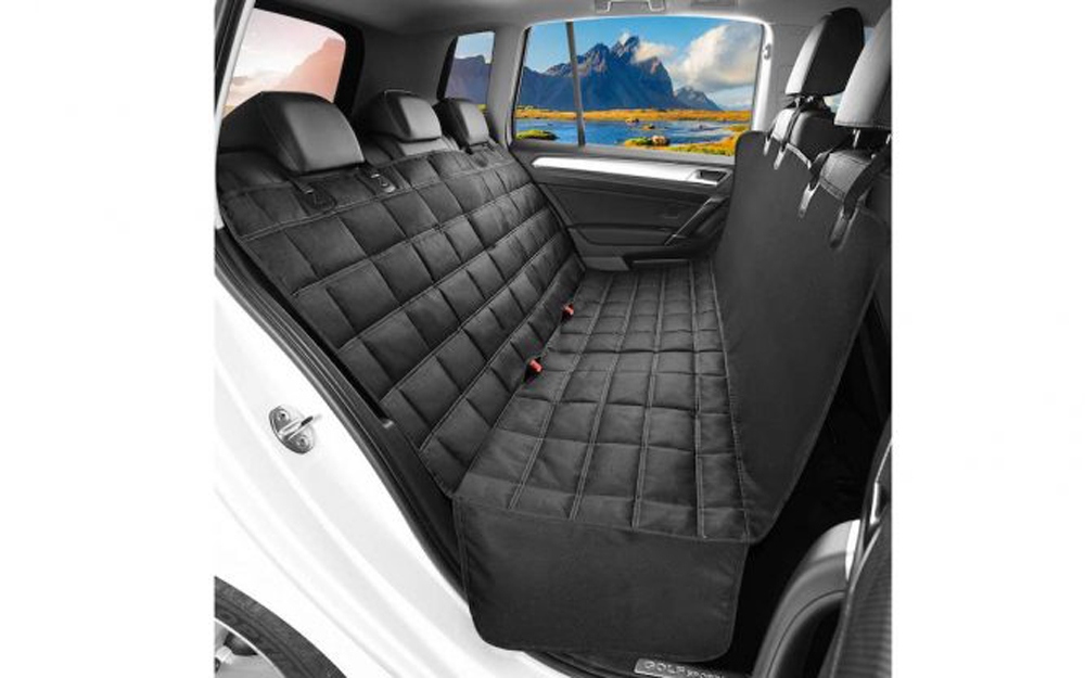 Mẫu ghế của OKMEE Dog Car Seat Cover có giá khá "chát" bởi nó được làm bằng nguyên liệu đắt tiền.