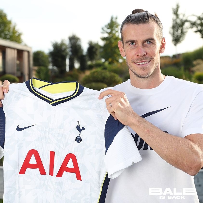 Gareth Bale chính thức tái hợp với Tottenham sau 7 năm khoác áo Real Madrid.