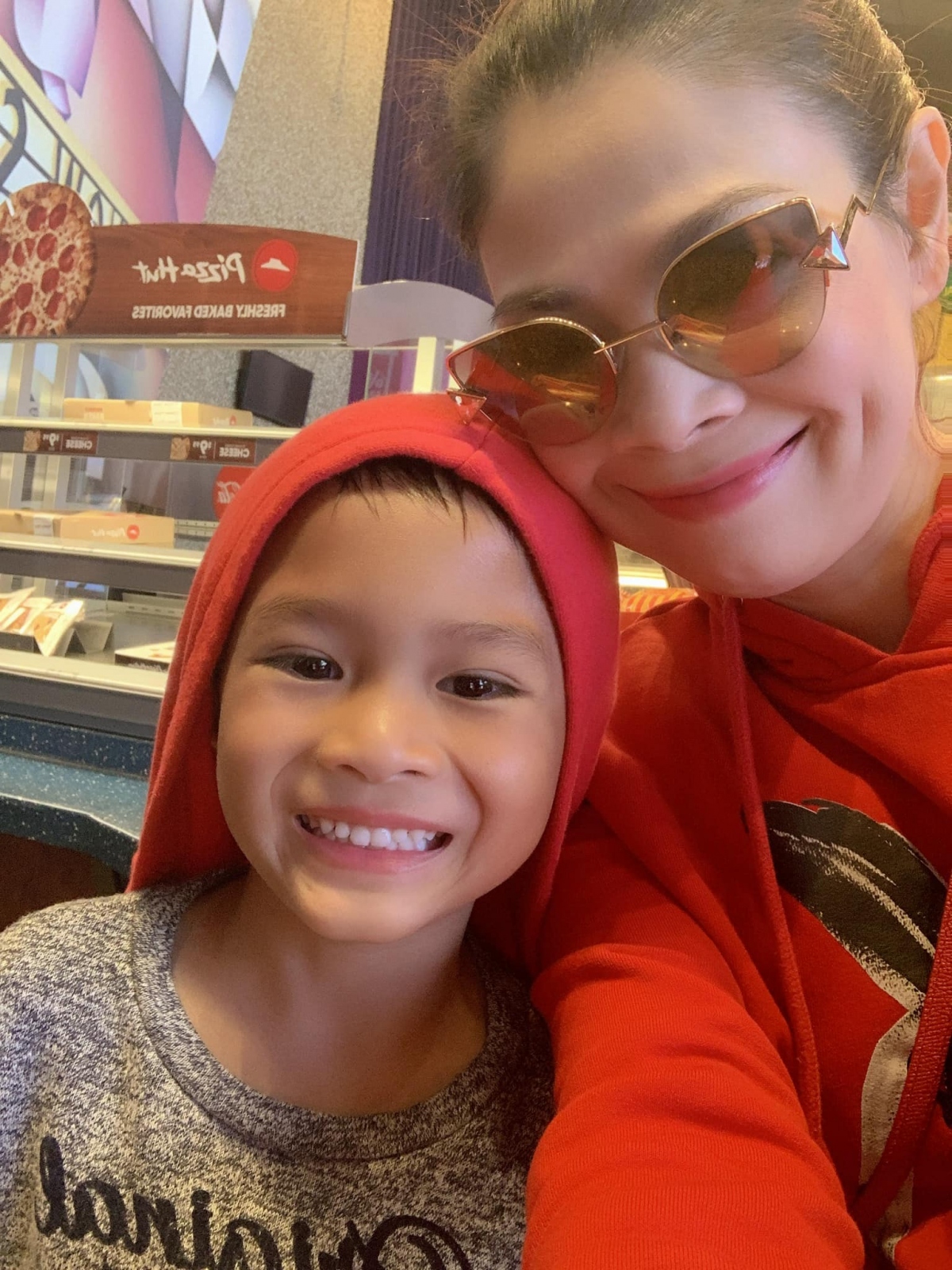 Thanh Thảo và con trai Jacky Minh Trí
