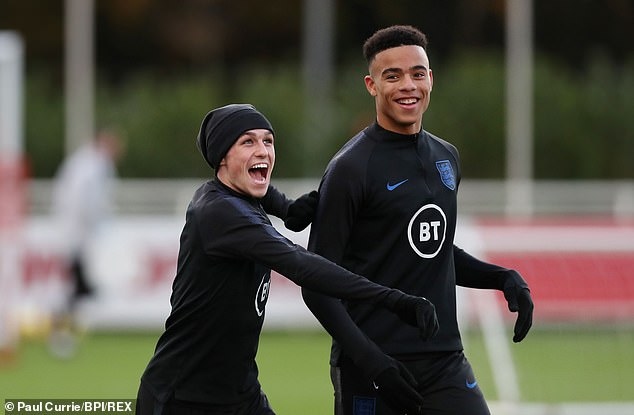 Greenwood có động thái hoàn toàn khác so với lời công khai xin lỗi của Phil Foden. (Ảnh: EPA).