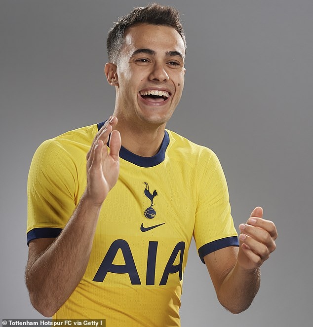 Tuyển thủ Tây Ban Nha ký hợp đồng 5 năm với Tottenham và sẽ nhận chiếc áo số 3.
