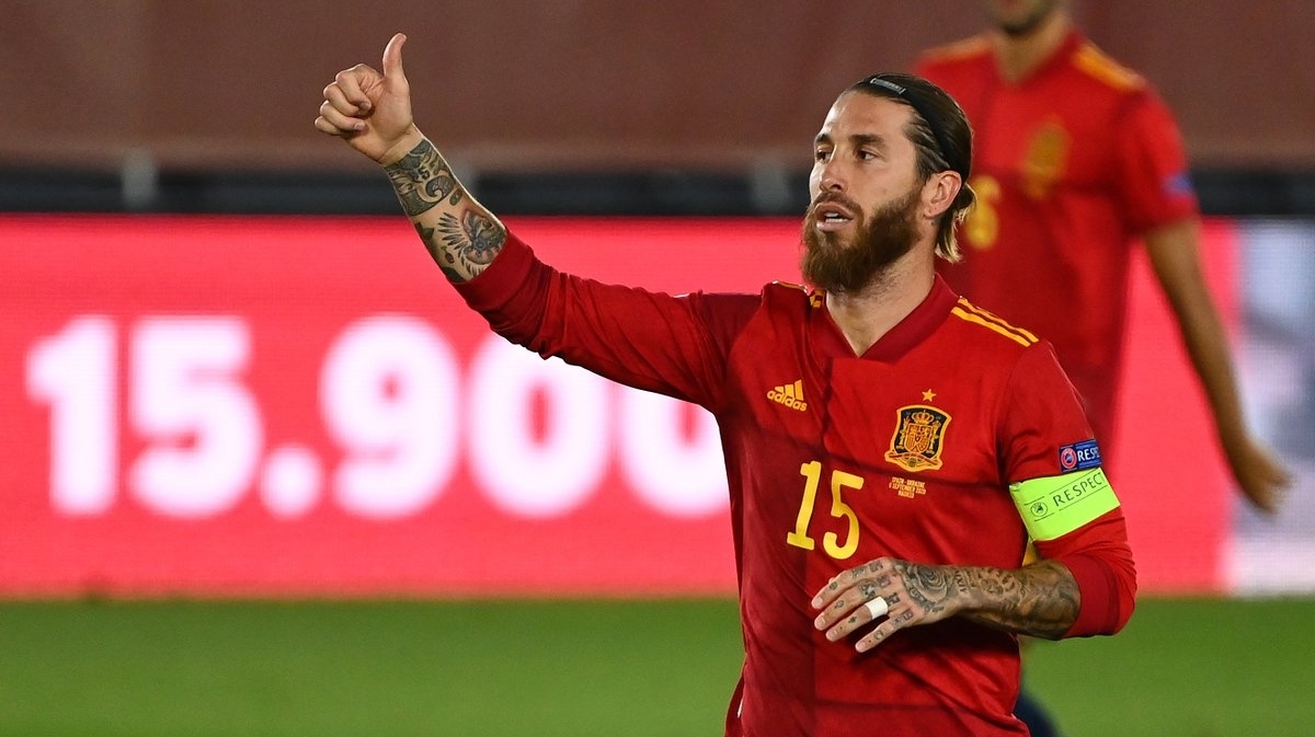 Hậu vệ: Sergio Ramos – Tây Ban Nha - 8,4 điểm