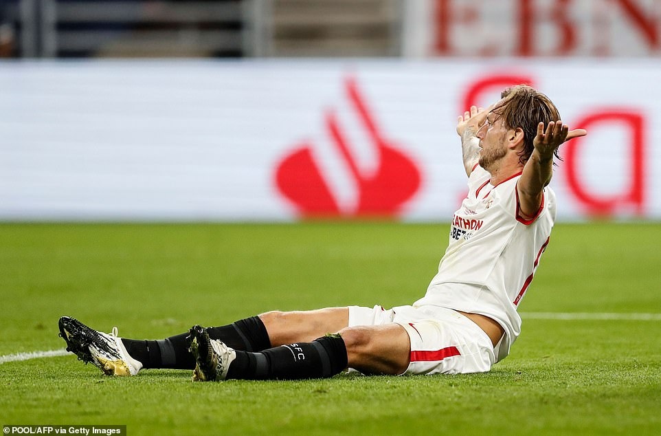 Sevilla có lý do để tiếc nuối khi đã chơi phản công rất hay và bỏ lỡ cơ hội ngon ăn của En-Nesyri ở phút 88.