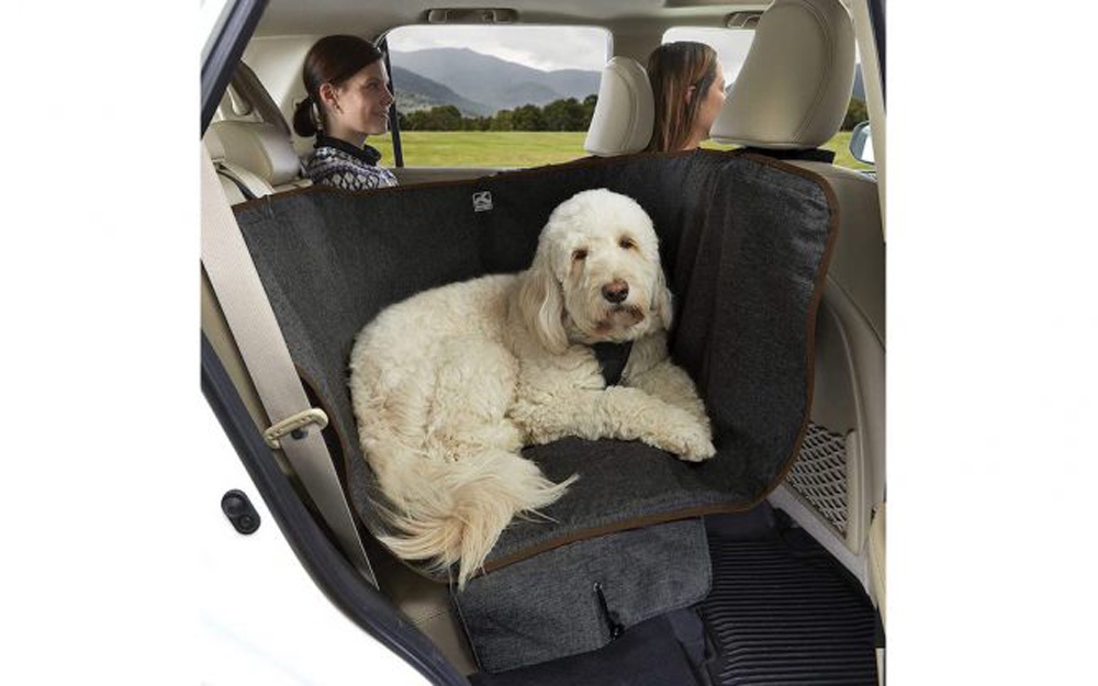 Mẫu ghế Kurgo Dog Hammock được thiết kế dành cho thú cưng có kích cỡ lớn.