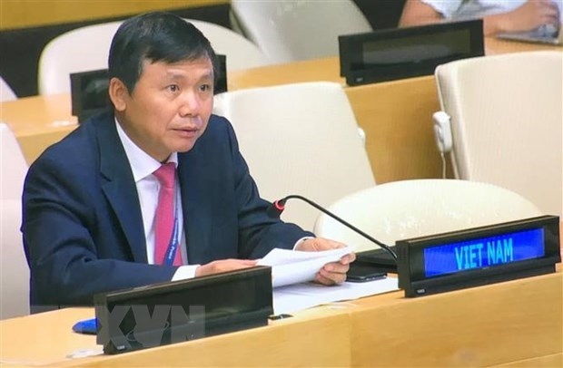 Ambassador Dang Dinh Quy, Permanent Representative of Vietnam to the UN, calls for resuming peace talks in Yemen. (Photo: VNA)
