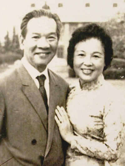 GS.TS Nguyễn Văn Huyên cùng vợ - bà Vi Kim Ngọc trong những năm tháng chung sống hạnh phúc sau này.