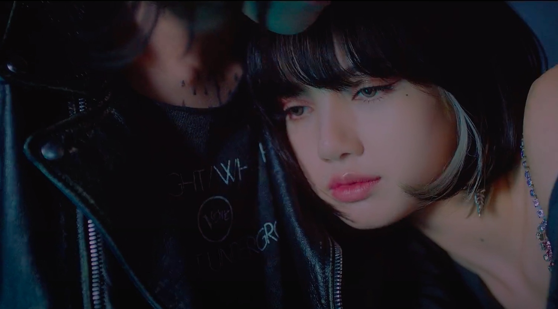 BLACKPINK buồn bã, đau khổ vì tình trong teaser MV "Lovesick Girls"