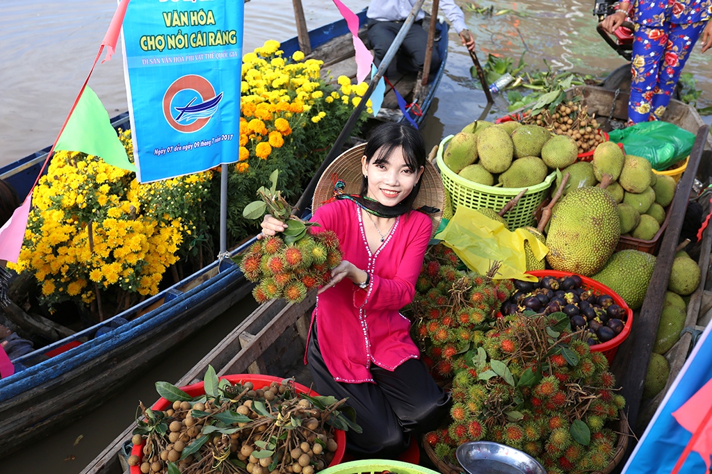 Cai Rang floating market is a tourist attraction in Can Tho. (Photo: dulichcantho.com)