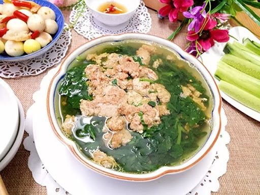 Canh cua rau đay bổ dưỡng - Ảnh: internet.