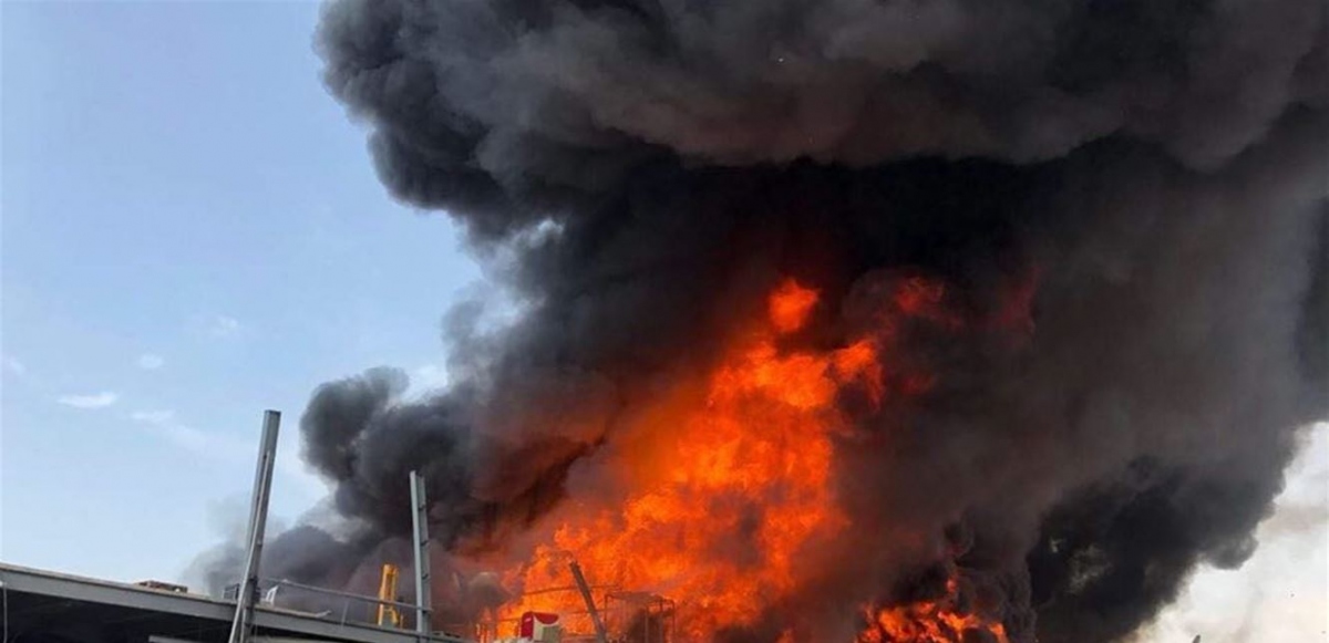 Khẩn trương điều tra, làm rõ trách nhiệm vụ cháy ở cảng Beirut của Lebanon