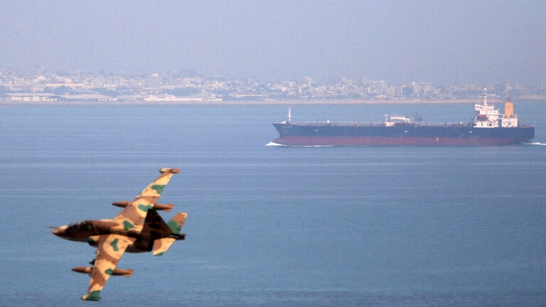 Iran bắt giữ hàng chục tàu buôn lậu nhiên liệu