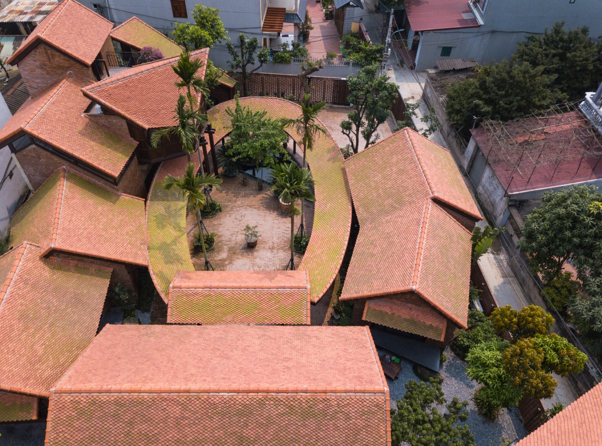 Ngôi nhà mô phỏng cấu trúc làng cổ ở Hà Nội